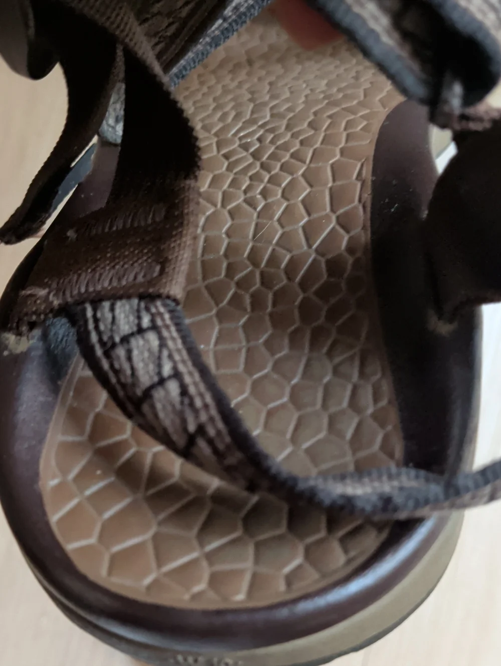 Chaco Z2 Sport Hiking Sandals Vibram Sole Brown Adjustable Womens Size 10W